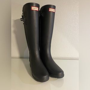 Black Hunter Boots